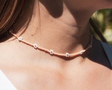 Load image into Gallery viewer, Daisy Chain Choker

